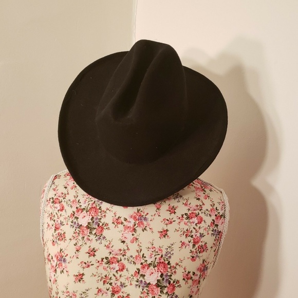 Pigalle Other - Pigalle Black Wool Felt Homburg Hat Size 54 6 3/4